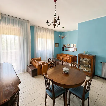 Δωμάτια σε οικογενειακή κατοικία Ugo's Hospitality